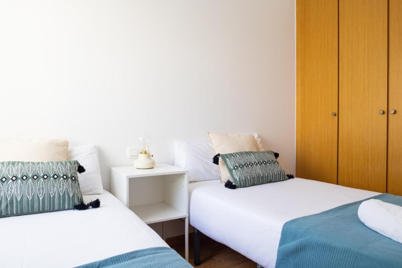 Apartament Medinaceli Airco, Wifi And Free Parking Walencja Zewnętrze zdjęcie